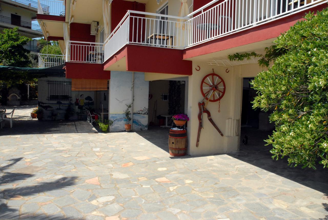 Anestis Apartments & Rooms PalaiónTsiflíkion Exterior foto